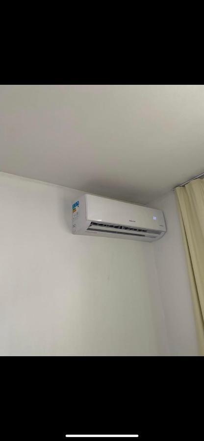 Casa Quintal Bueno! 5 Quartos Com Ar Split E Internet Ultra! Perto Do Melhor De Goiania! Marista Parques Areiao E Vaca Brava Hospital Premium Mater Dei Blue Fit Perdomo Goiania Shopping! Esterno foto