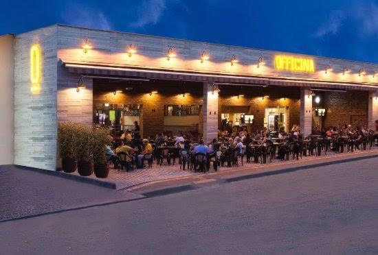Casa Quintal Bueno! 5 Quartos Com Ar Split E Internet Ultra! Perto Do Melhor De Goiania! Marista Parques Areiao E Vaca Brava Hospital Premium Mater Dei Blue Fit Perdomo Goiania Shopping! Esterno foto