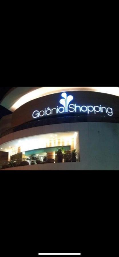 Casa Quintal Bueno! 5 Quartos Com Ar Split E Internet Ultra! Perto Do Melhor De Goiania! Marista Parques Areiao E Vaca Brava Hospital Premium Mater Dei Blue Fit Perdomo Goiania Shopping! Esterno foto
