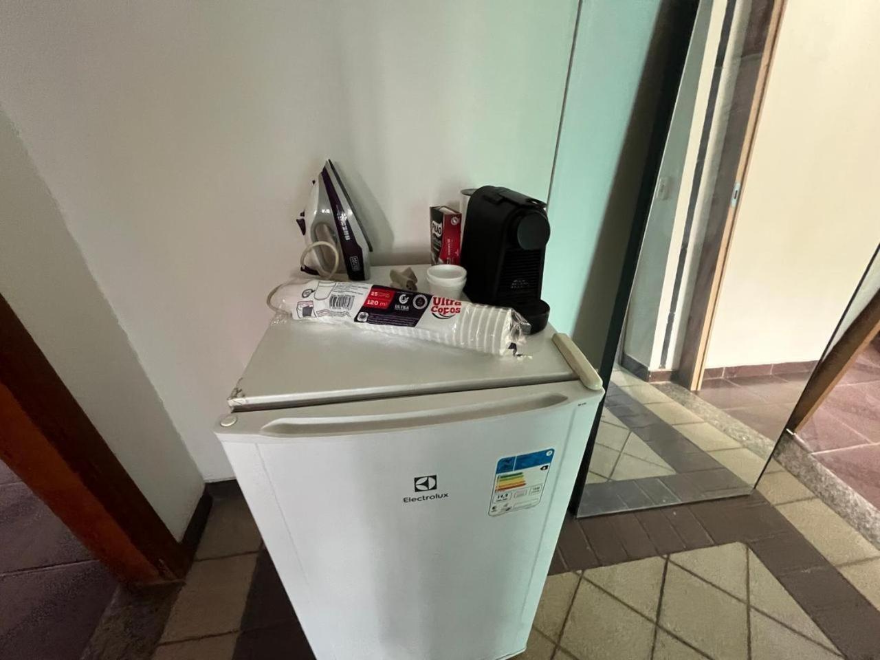 Casa Quintal Bueno! 5 Quartos Com Ar Split E Internet Ultra! Perto Do Melhor De Goiania! Marista Parques Areiao E Vaca Brava Hospital Premium Mater Dei Blue Fit Perdomo Goiania Shopping! Esterno foto
